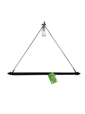 Evergreen black metal flag hanger